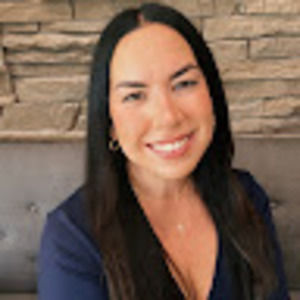 Meet your Posher, Stacey